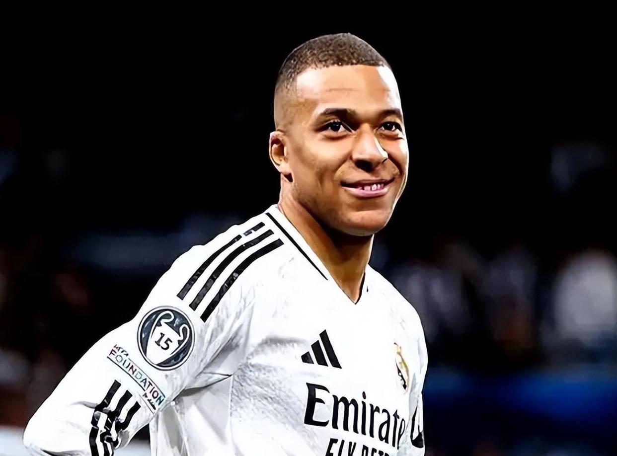 欧宝体育官方 - 姆巴佩 巴塞罗那 