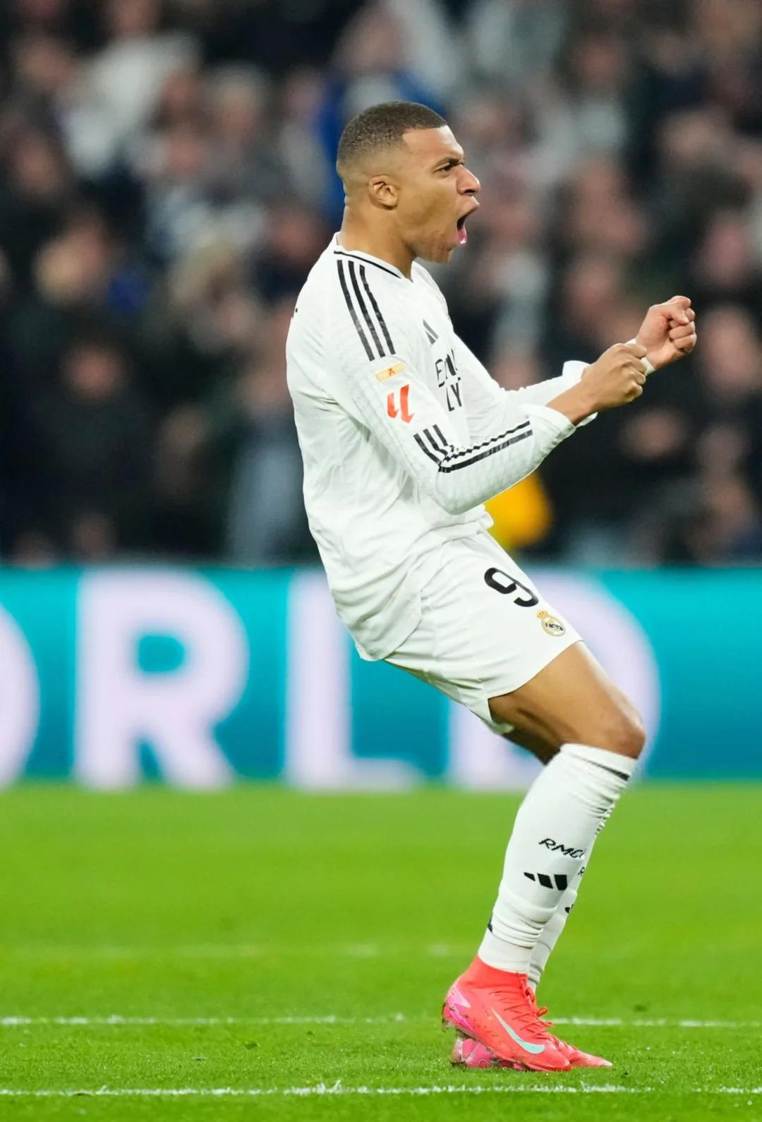 欧宝体育官方 -包含姆巴佩新星战术调整表现惊艳，德国队未来可期！的词条