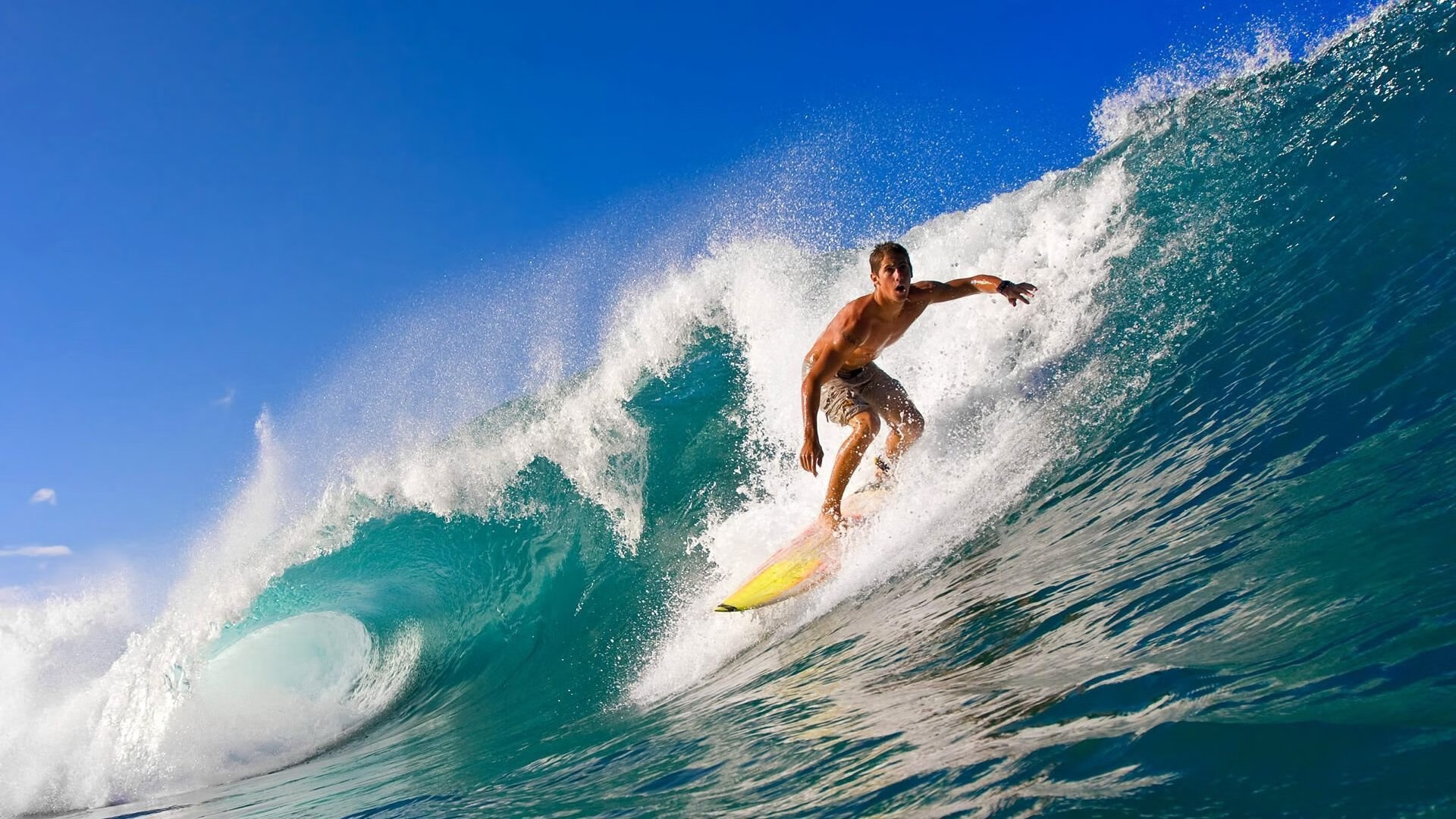 欧宝体育下载 -最后时刻胜出首场状态出色，拜仁观众沸腾！Uzi重返赛场全场沸腾不已